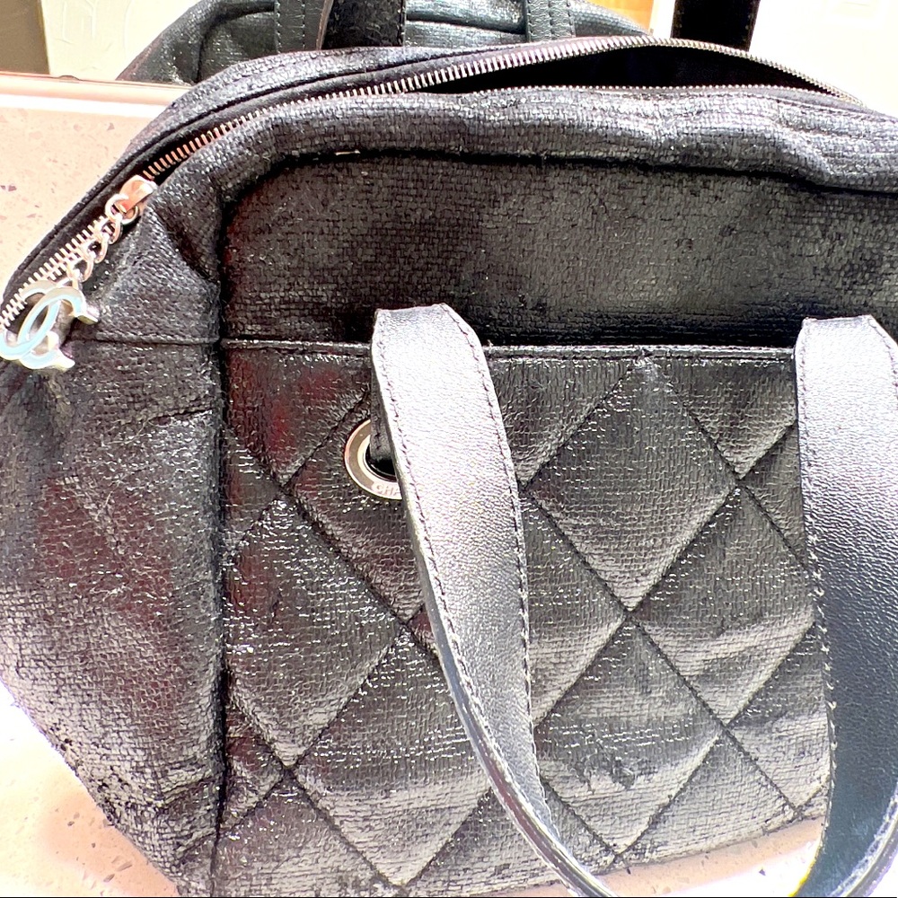 Authentic Chanel Handbag - Picture 6 of 11